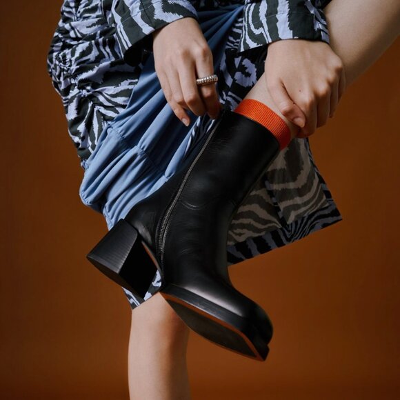 Labucq Designer Handmade Italian Boots - Picture 4 of 5